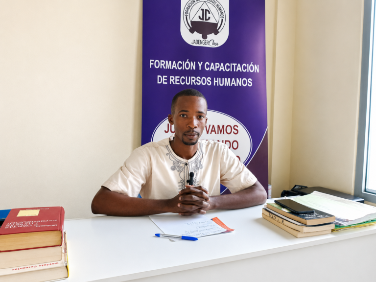 Juan Félix Bikó Abian presenta el curso de  Latín y Griego Avanzados.